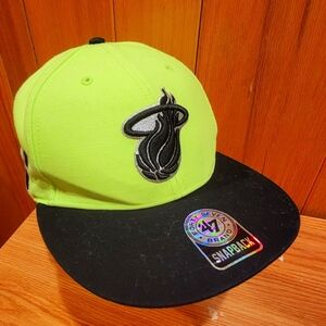 Miami Heat Hat Cap Mens Black Neon Green Snapback 47 Brand NBA Basketball HWC